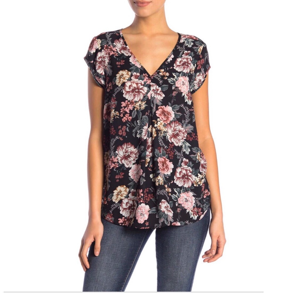 HALOGEN Black Rose Floral Double V-NECK Flowy Top